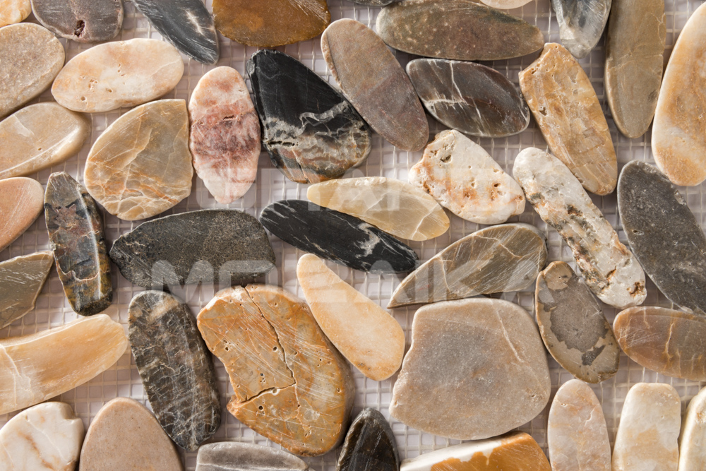 Мозаика 052383 MS00-5 BCP ГАЛЬКА овал бел/корич/серая шлифованная серия Nature